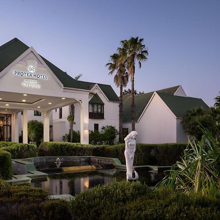 Protea Hotel By Marriott George King George Exteriér fotografie