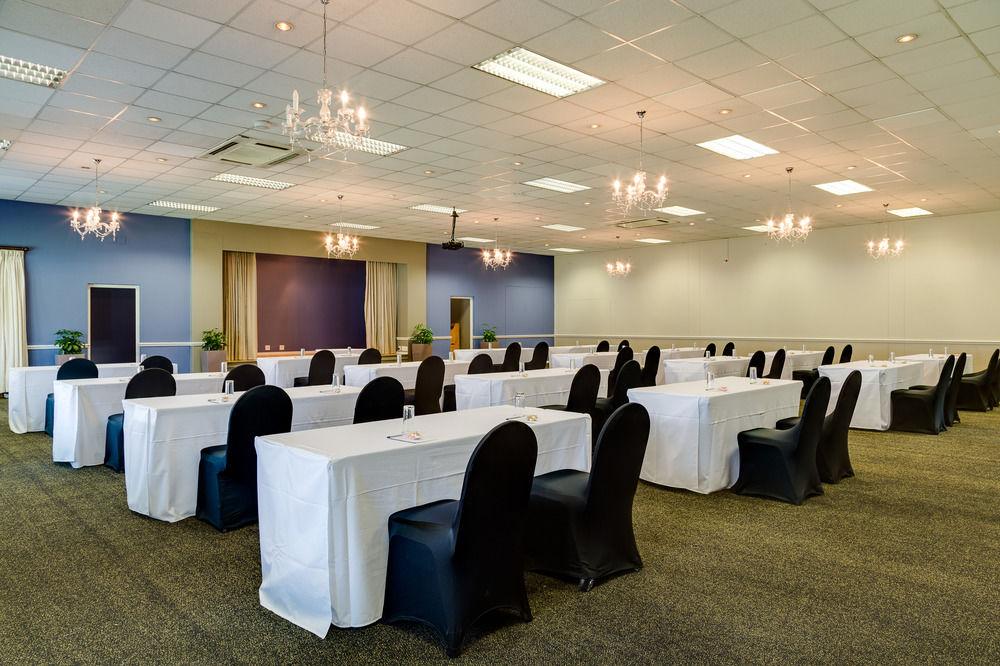 Protea Hotel By Marriott George King George Exteriér fotografie