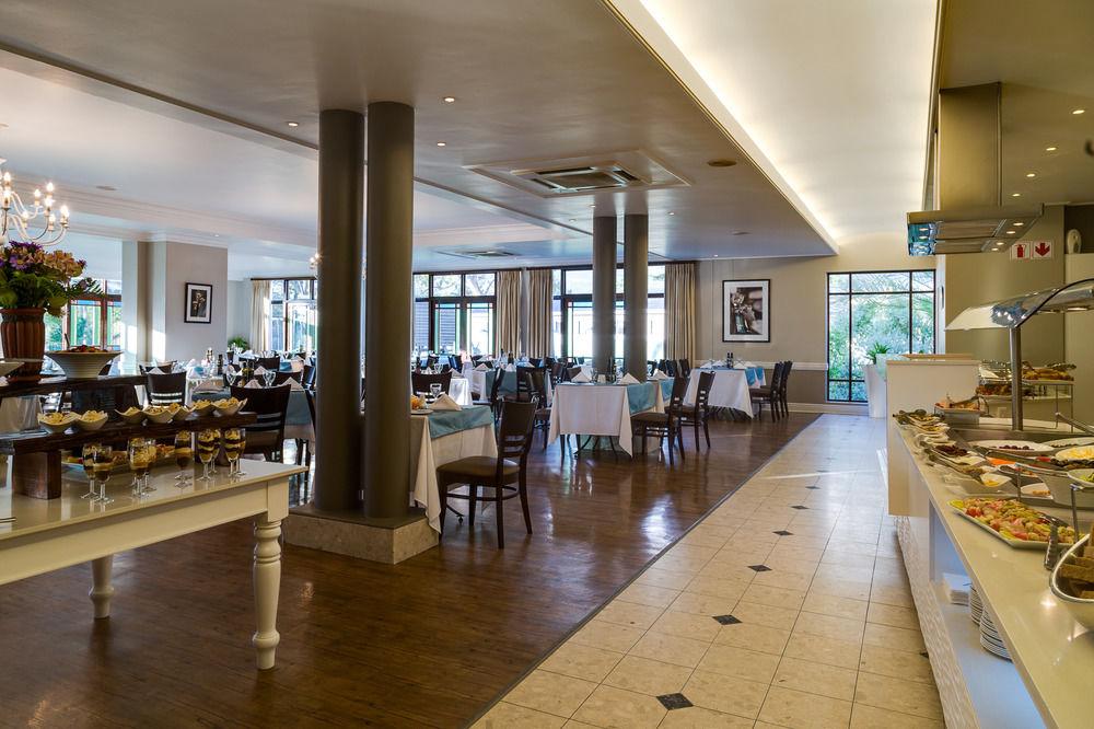 Protea Hotel By Marriott George King George Exteriér fotografie