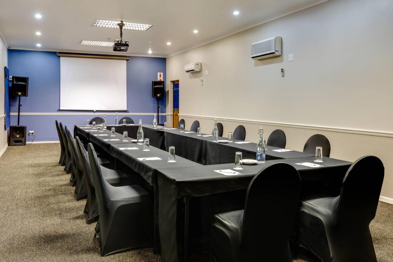 Protea Hotel By Marriott George King George Exteriér fotografie