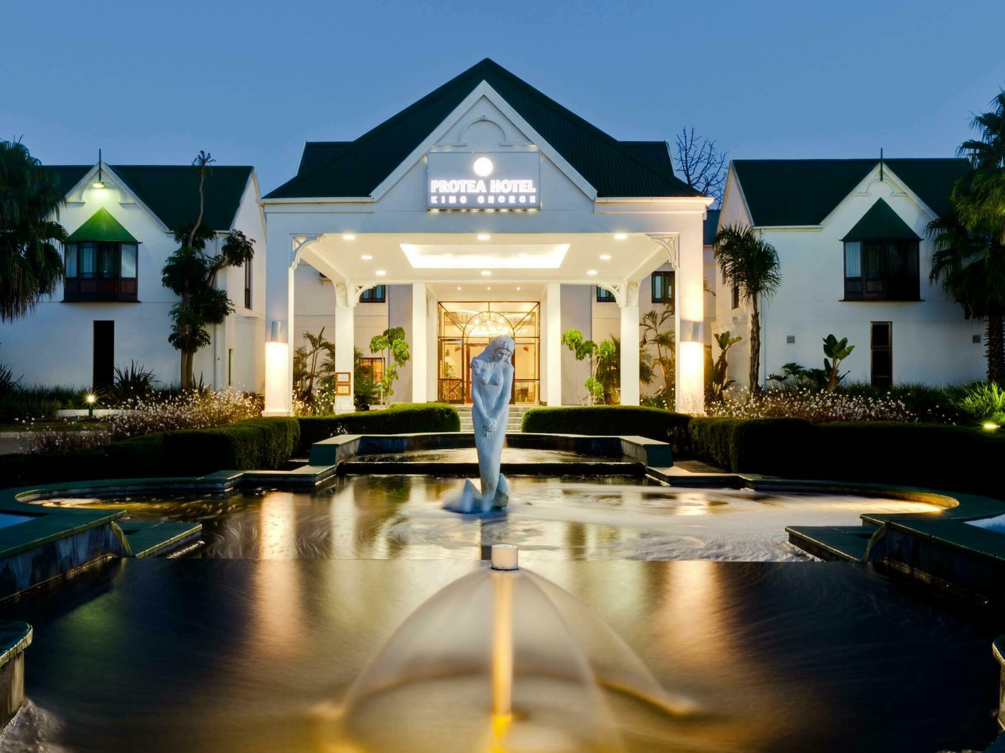 Protea Hotel By Marriott George King George Exteriér fotografie